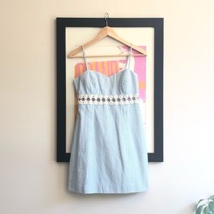 Lilly Pulitzer seersucker dress w/ daisy cutout 🌼